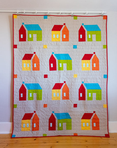 Seaside Houses Throw Quilt